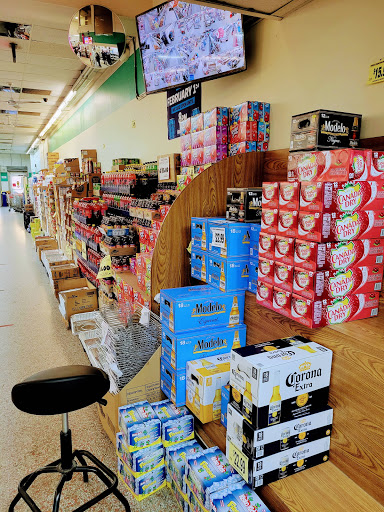 Grocery Store «Miles Supermarket», reviews and photos, 4127 E 131st St, Cleveland, OH 44105, USA