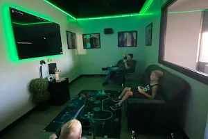 Nerds And Geeks Vr Lounge image