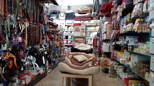 Pajareria Acuario Tropical - Almuñécar