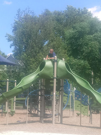 Recreation Center «Main Street Recreation Center», reviews and photos, 501 Hill Ave, Glen Ellyn, IL 60137, USA