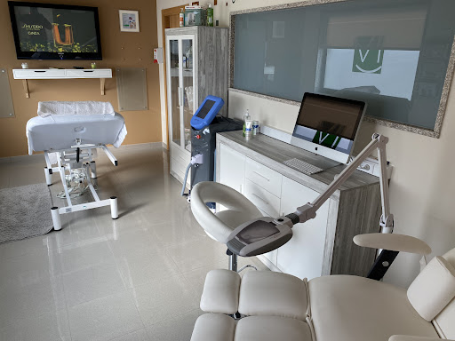 CLINICA DENTAL VIÑAS en Reboredo, Ourense