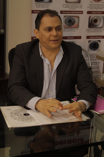 Dr. Alejandro Segebre Clinic