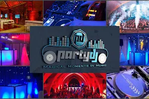 PartyDJ: DJ • Discobar • Karaoke • Special Effects image