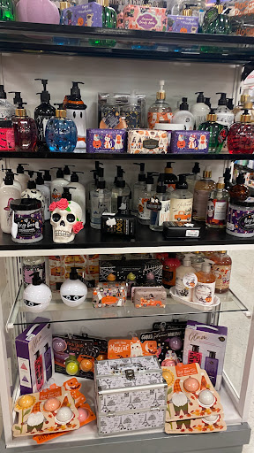 Department Store «T.J. Maxx», reviews and photos, 16920 US-441, Mt Dora, FL 32757, USA