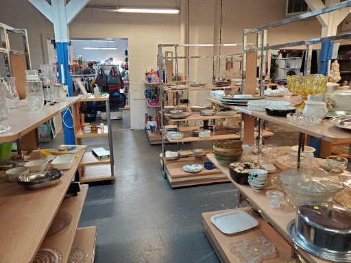 Thrift Store «St. Vincent de Paul Thrift Store», reviews and photos, 4009 S 56th St, Tacoma, WA 98409, USA