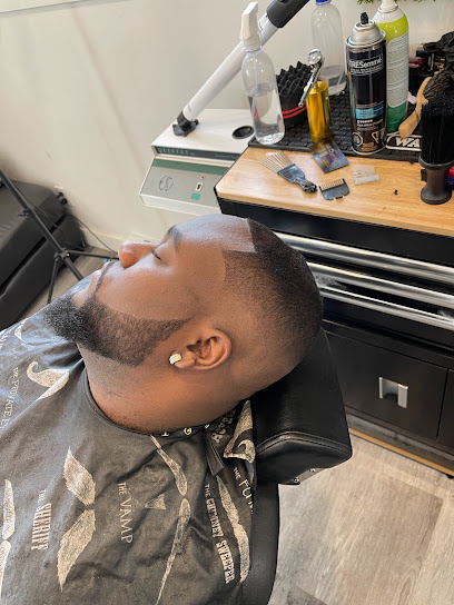 L’atelier noir barbershop