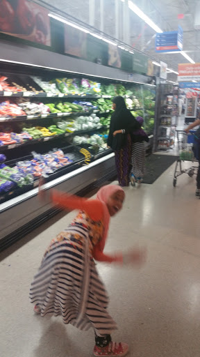 Department Store «Walmart Supercenter», reviews and photos, 743 Rainier Ave South, Renton, WA 98057, USA