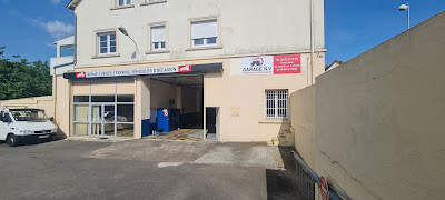 GARAGE N.V à Segré-en-Anjou Bleu