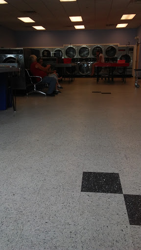 Grocery Store «Chapells Hometown Foodstore», reviews and photos, 10041 US-70, McEwen, TN 37101, USA