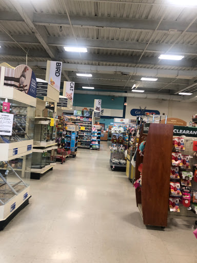 Pet Supply Store «PetSmart», reviews and photos, 3010 Brandywine Pkwy, Wilmington, DE 19803, USA