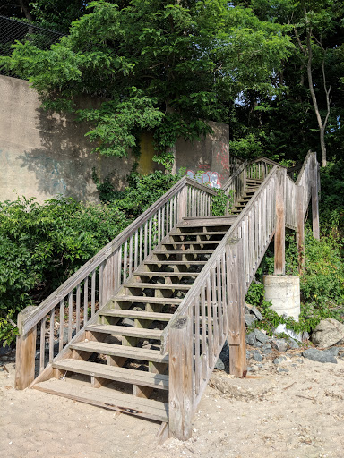 Park «Rose Larisa Park», reviews and photos, 701 Bullocks Point Ave, Riverside, RI 02915, USA