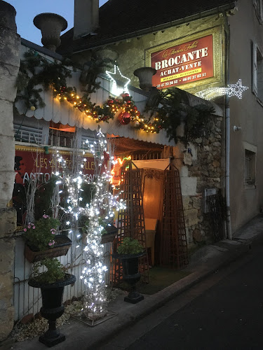 Brocante les annees folles à Amboise