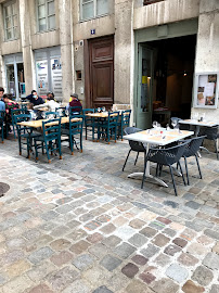 Atmosphère du Restaurant COURT BOUILLON à Lyon - n°8