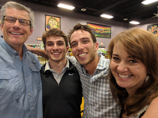 Wine Store «Wild Horse Wine & Spirits», reviews and photos, 9648 Transit Rd #600, East Amherst, NY 14051, USA