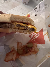 Cheeseburger du Restauration rapide McDonald's à Nice - n°14