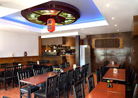 Atmosphère du Restaurant de sushis Sushi Fuji à Issy-les-Moulineaux - n°1