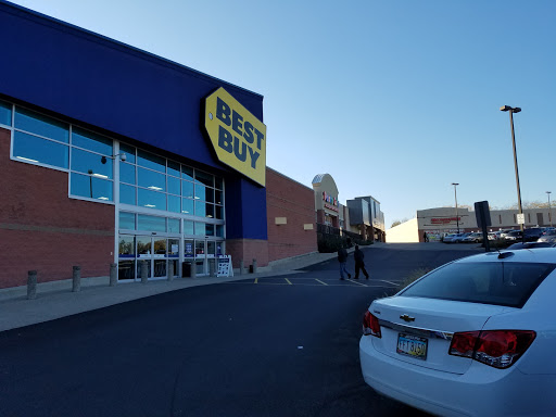 Electronics Store «Best Buy», reviews and photos, 5555 Glenway Ave #550, Cincinnati, OH 45238, USA