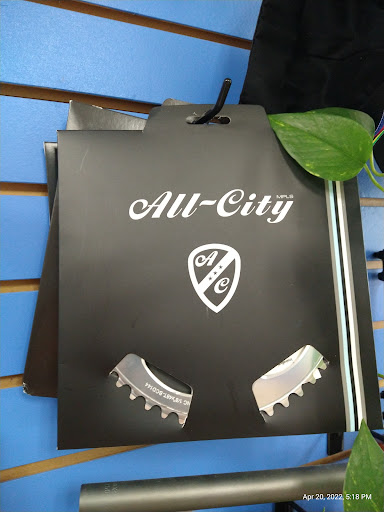 Bicycle Store «City Bike Tampa», reviews and photos, 208 E Cass St, Tampa, FL 33602, USA