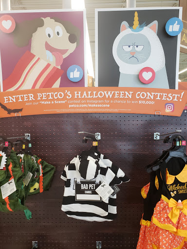 Pet Supply Store «Petco Animal Supplies», reviews and photos, 1111 S Main St #100, Bowling Green, OH 43402, USA