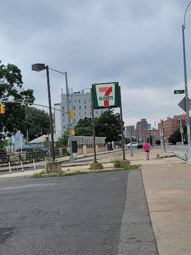 Convenience Store «7-Eleven», reviews and photos, 66-04 Queens Blvd, Woodside, NY 11377, USA