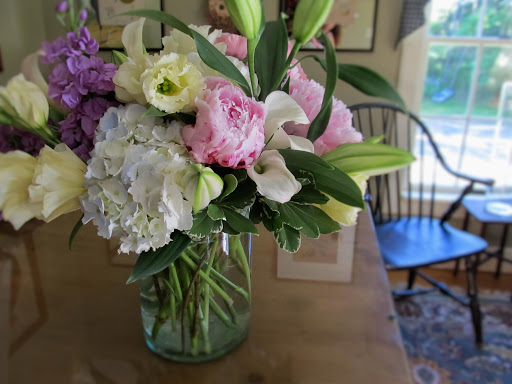 Florist «Flowers of Distinction», reviews and photos, 28 Russell St, Litchfield, CT 06759, USA