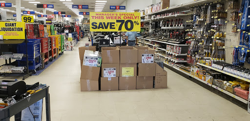 Hardware Store «Harbor Freight Tools», reviews and photos, 14250 Smoketown Rd, Woodbridge, VA 22192, USA