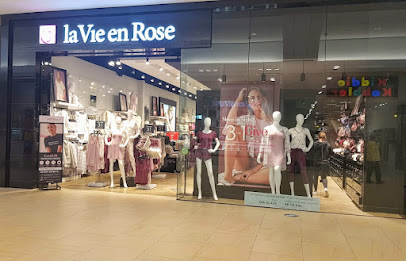 la Vie en Rose Hillcrest Mall