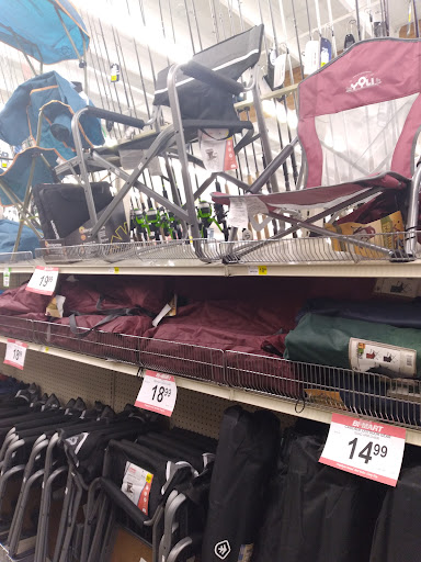 Department Store «Bi-Mart», reviews and photos, 514 W Main St, Molalla, OR 97038, USA