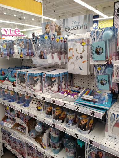 Pet Supply Store «PetSmart», reviews and photos, 815 McDermott Street, Council Bluffs, IA 51501, USA