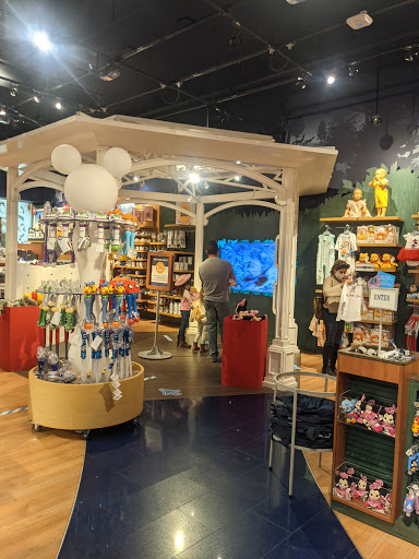 Toy Store «Disney Store», reviews and photos, 350 W Hillcrest Dr, Thousand Oaks, CA 91360, USA