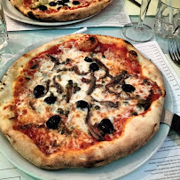Pizza du Restaurant italien Bella napoli restaurant à La Côte-Saint-André - n°7