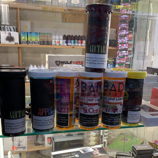 Tobacco Shop «Red Rocket Smoke Shop», reviews and photos, 80 Birch St, Biddeford, ME 04005, USA