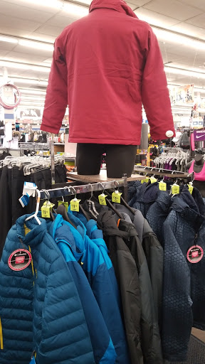 Sporting Goods Store «Big 5 Sporting Goods - Sunnyvale», reviews and photos, 721 Sunnyvale Saratoga Rd, Sunnyvale, CA 94087, USA