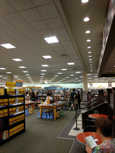 Book Store «Barnes & Noble», reviews and photos, 2960 Center Valley Pkwy, Center Valley, PA 18034, USA