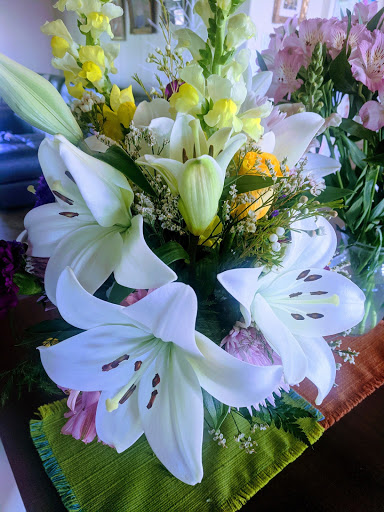 Florist «Arizona Flower Shop», reviews and photos, 1812 E McDowell Rd, Phoenix, AZ 85006, USA