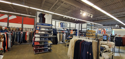 Clothing Store «Old Navy», reviews and photos, 3131 E Main St, Mohegan Lake, NY 10547, USA