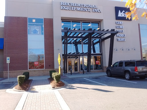 Camping Store «REI», reviews and photos, 3334 W Friendly Ave #140, Greensboro, NC 27410, USA
