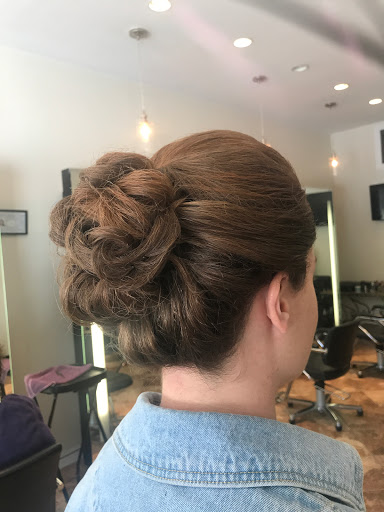 Hair Salon «New Image Hair Salon», reviews and photos, 149 E 233rd St, Bronx, NY 10470, USA