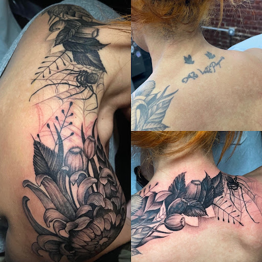 Explore apex legends tattoo ideas, creative tattoo ideas in Long Island City, available at StayOnPoint Tattoo Studio