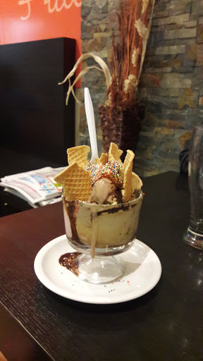 Ice Cream Shop «Dolce Vita Sunny Isles», reviews and photos, 18288 Collins Ave, Sunny Isles Beach, FL 33160, USA