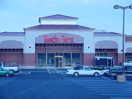 Supermarket «Roche Bros. Easton», reviews and photos, 25 Washington St, North Easton, MA 02356, USA