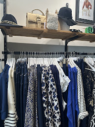 Photo n°8 de Le dressing des Piplettes à Cambrai ()