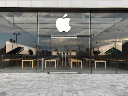 Computer Store «Apple Eton», reviews and photos, 28849 Chagrin Blvd, Woodmere, OH 44122, USA