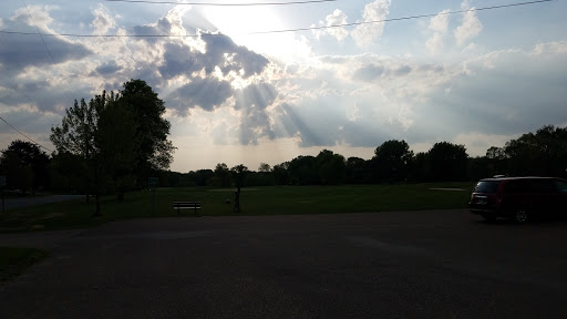 Golf Course «Mendota Heights Par 3 Golf Crs», reviews and photos, 1695 Dodd Rd, Mendota Heights, MN 55118, USA