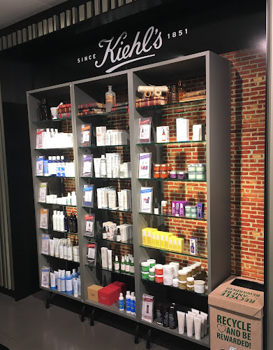 Rezensionen über Kiehl's Globus Luzern in Luzern - Kosmetikgeschäft