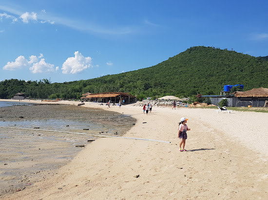 Dao Diep Son Island Beach