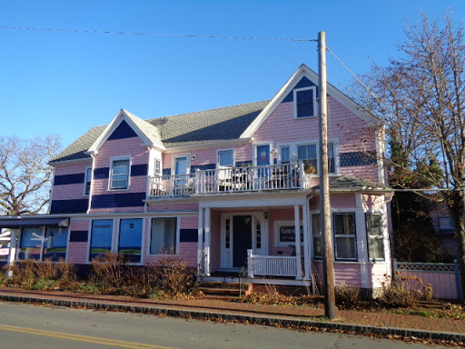 Clothing Store «Vineyard Vines», reviews and photos, 56 Narragansett Ave, Oak Bluffs, MA 02557, USA