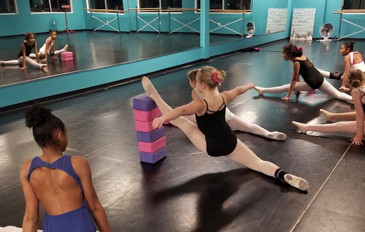 600 N Commons Dr #110, Aurora, IL 60504, USA