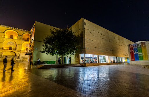 OBA tapas & shop by Bodegas Mezquita