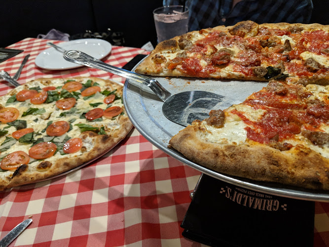 Best Thin Crust pizza place in Sugar Land - Grimaldi's Pizzeria